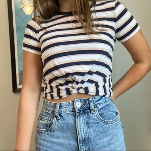 XS Hollister pastel horizontal striped top🍭